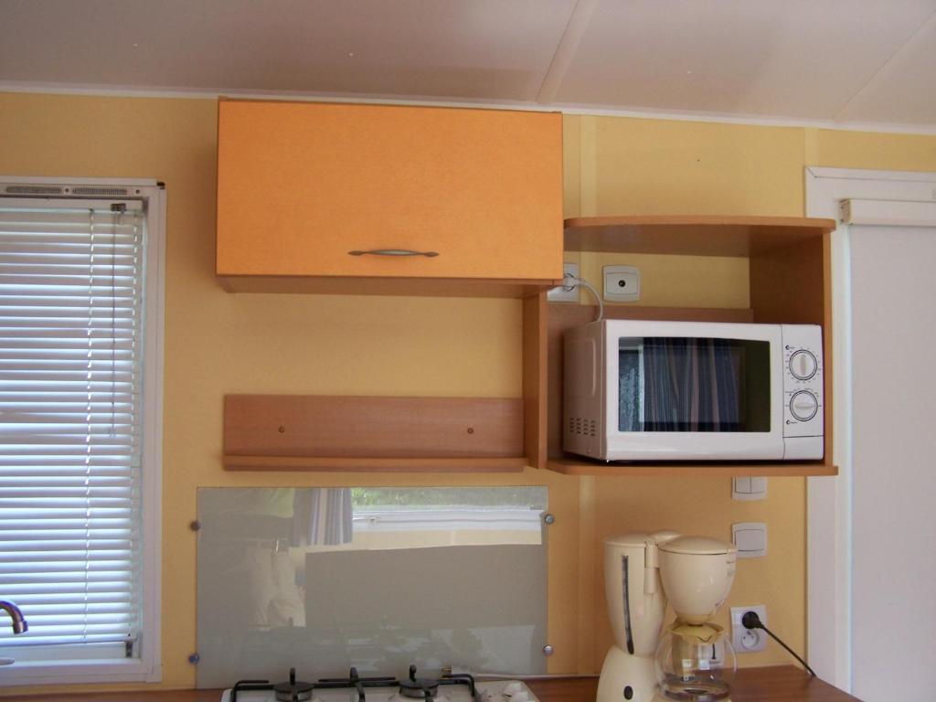 Hotel Moulin De La Roque Althen-des-Paluds Zimmer foto