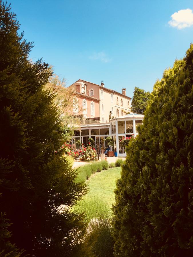 Hotel Moulin De La Roque Althen-des-Paluds Exterior foto